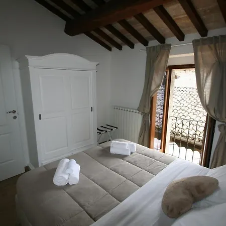 Residenza Porta Perlici *