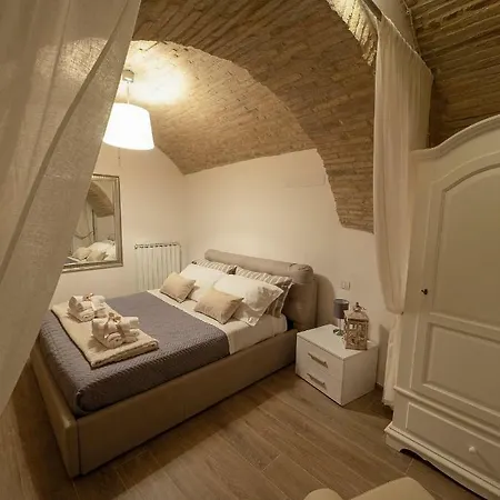 Residenza Porta Perlici 아파트 아시시